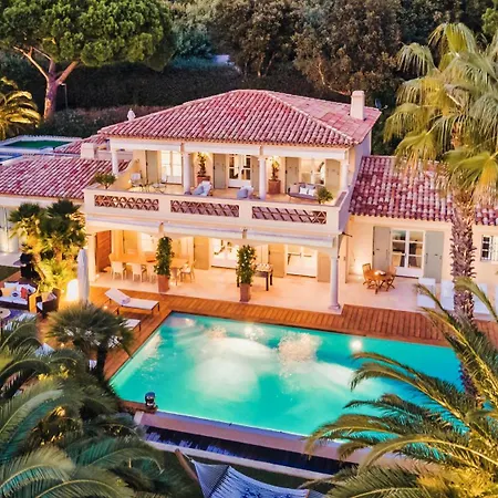 Hollywood Luxe *
