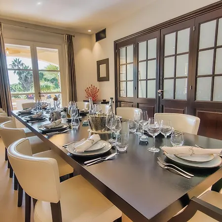 Hollywood Luxe Villa Saint-Tropez