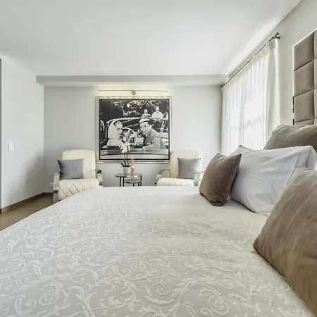 Hollywood Luxe